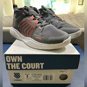 Women’s KSwiss court shoes
